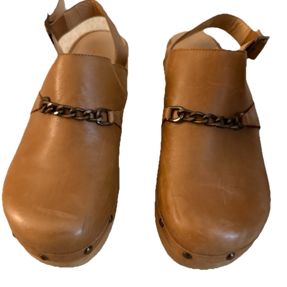 NWOB Anthropologie Silent D Georgia Leather Slingback Clogs Honey Size 37 (US 7)